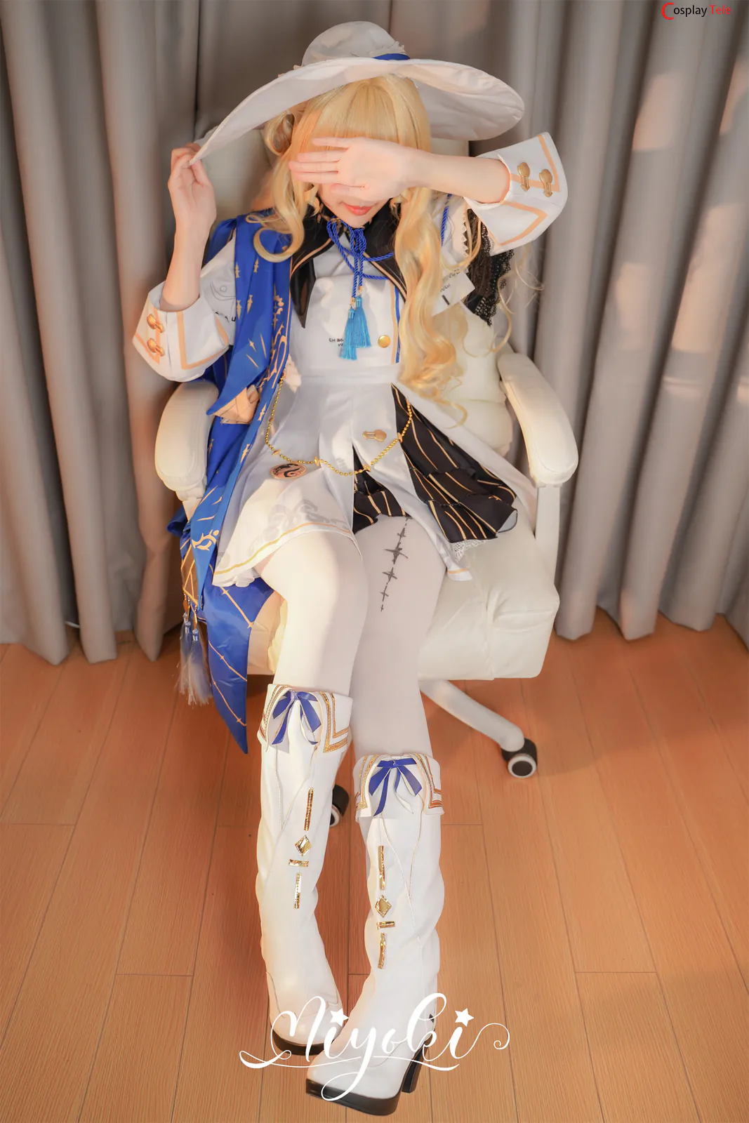 Misaki Suzuki cosplay Phoebe 2